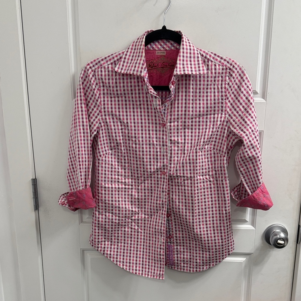 Robert Graham Pink and Blue Checkered Fitted Button Down Shirt Size XS‎
